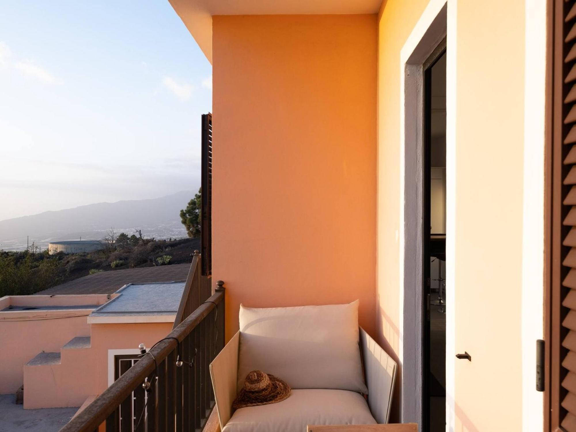 لوس يانوس دي أريداني Finca Las Huellas - Moderno Apartamento Con Vistas Al Mar Y Al Volcan المظهر الخارجي الصورة